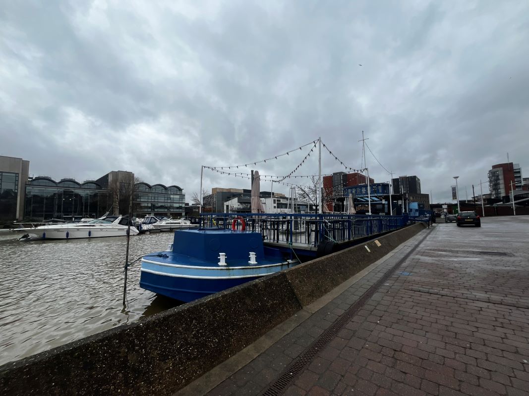 The Barge, Brayford Wharf North, Lincoln, Lincolnshire, LN1 1YW | LSH ...