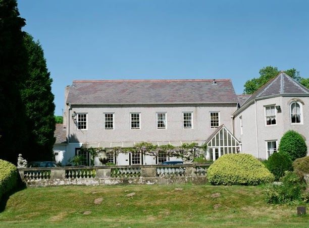 Maes Mynan Hall, Denbigh Road, Afonwen, Mold, Clwyd, CH7 5UB