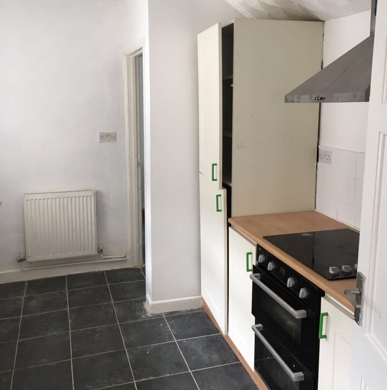 48 Glandwr Street, Abertillery, Gwent, NP13 1TY