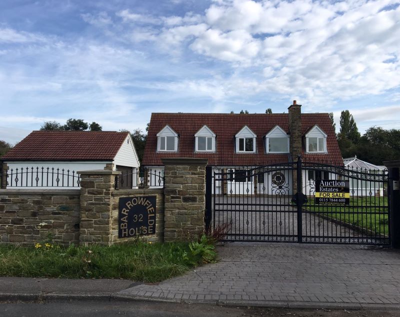 32 Barrowby Lane, Garforth, Leeds, West Yorkshire, LS25 1NG