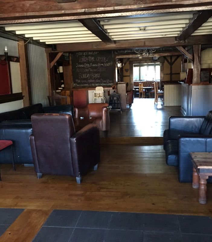 The Hume Arms, Main Street, Torksey, Lincolnshire, LN1 2EE