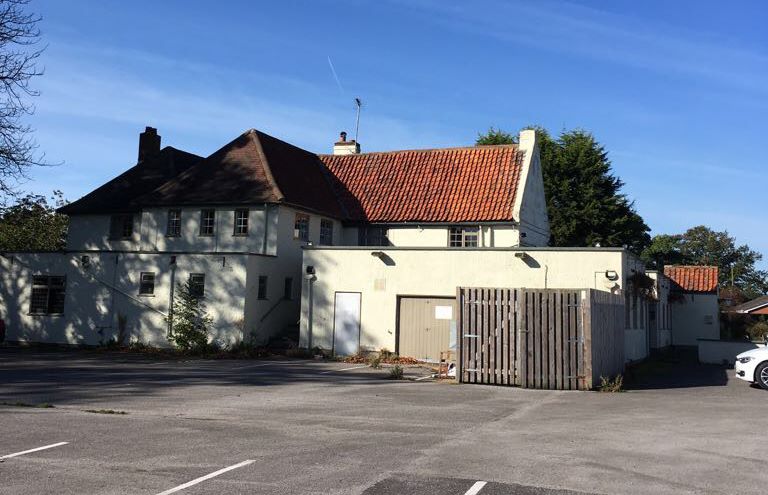 The Hume Arms, Main Street, Torksey, Lincolnshire, LN1 2EE