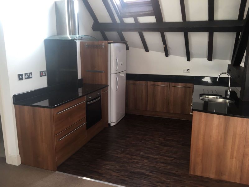Flat 2, 31 Saltisford, Warwick, Warwickshire, CV34 4TD