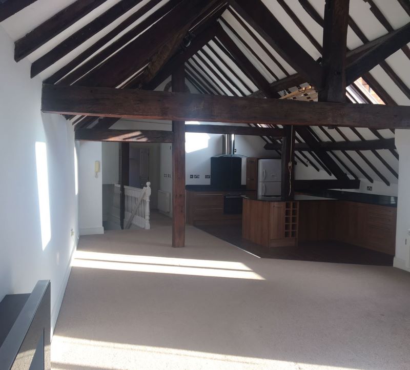 Flat 2, 31 Saltisford, Warwick, Warwickshire, CV34 4TD