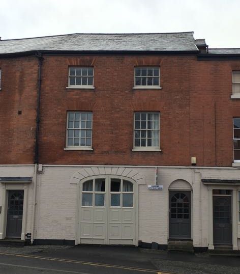 Flat 2, 31 Saltisford, Warwick, Warwickshire, CV34 4TD