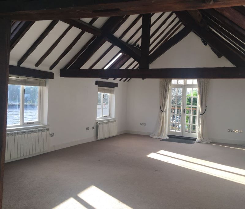 Flat 2, 31 Saltisford, Warwick, Warwickshire, CV34 4TD