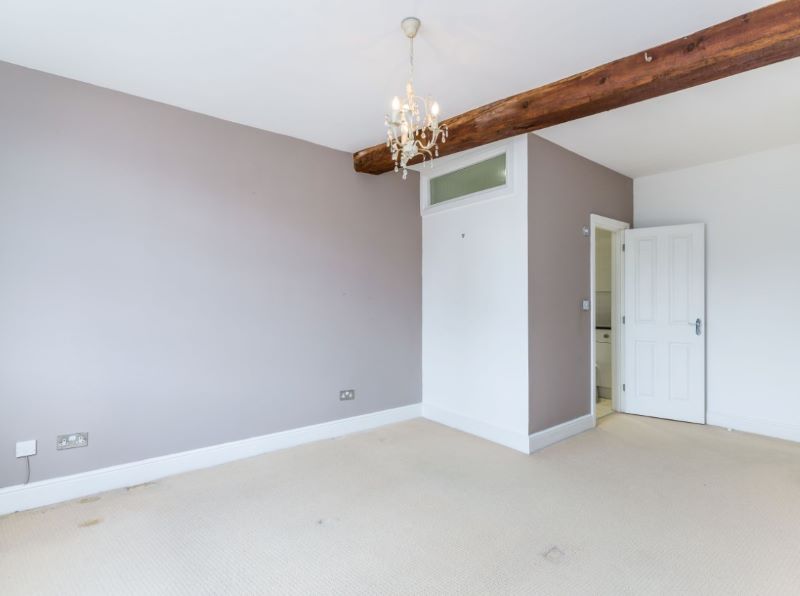Flat 2, 31 Saltisford, Warwick, Warwickshire, CV34 4TD