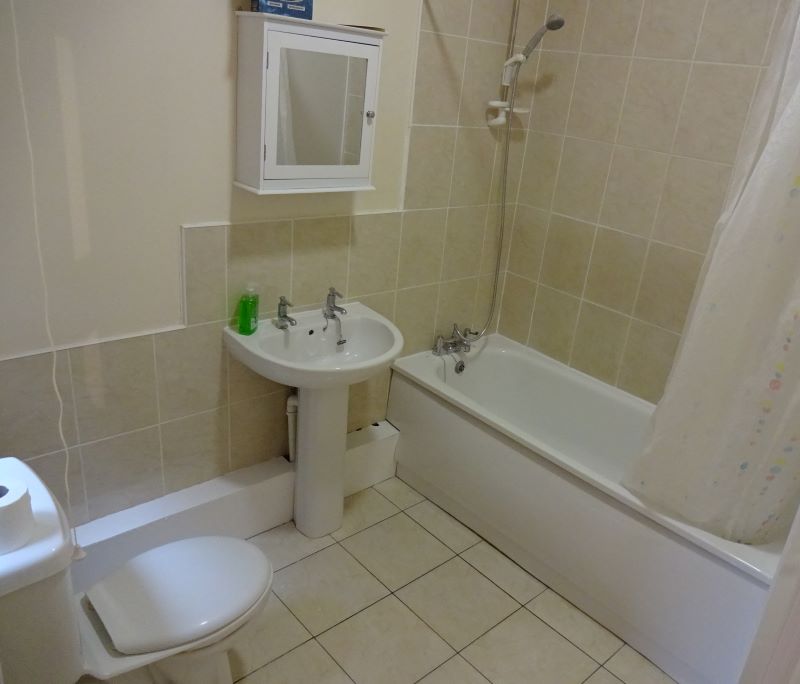 Flat 2, 20 Barrack Lane, The Park, Nottingham, NG7 1AN