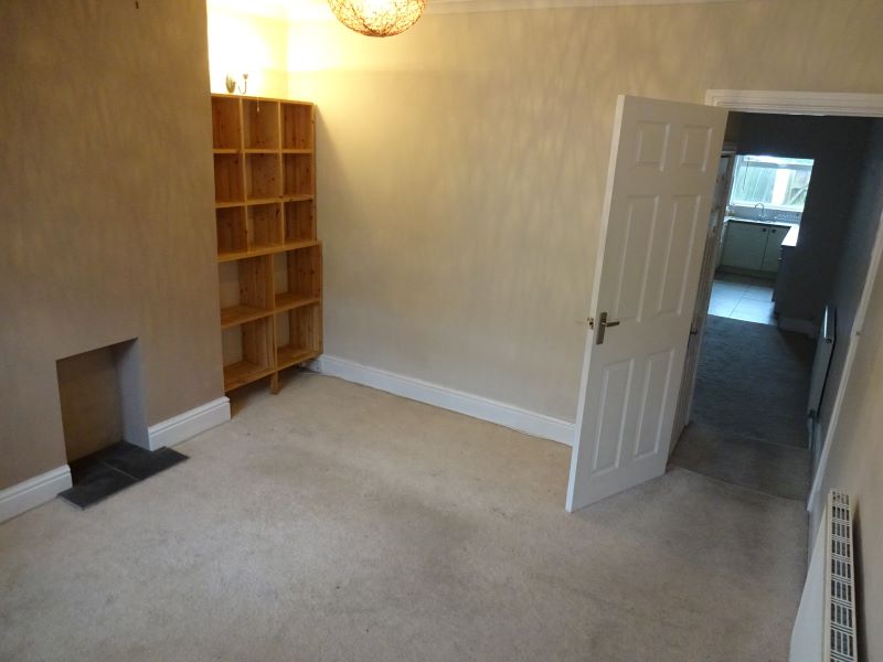 16 Highfield Drive, Carlton, Nottingham, NG4 1JQ