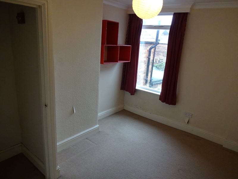 16 Highfield Drive, Carlton, Nottingham, NG4 1JQ