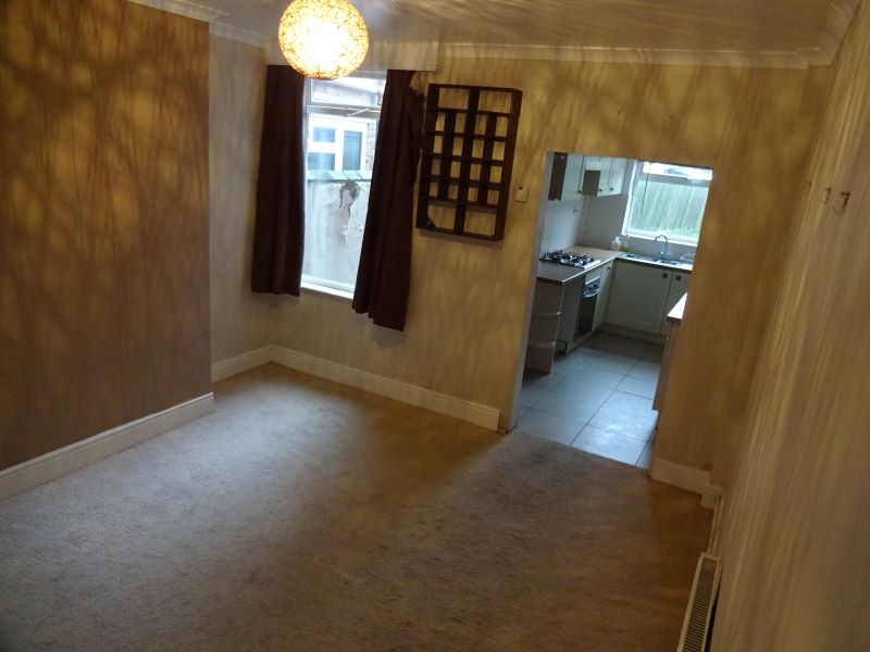 16 Highfield Drive, Carlton, Nottingham, NG4 1JQ