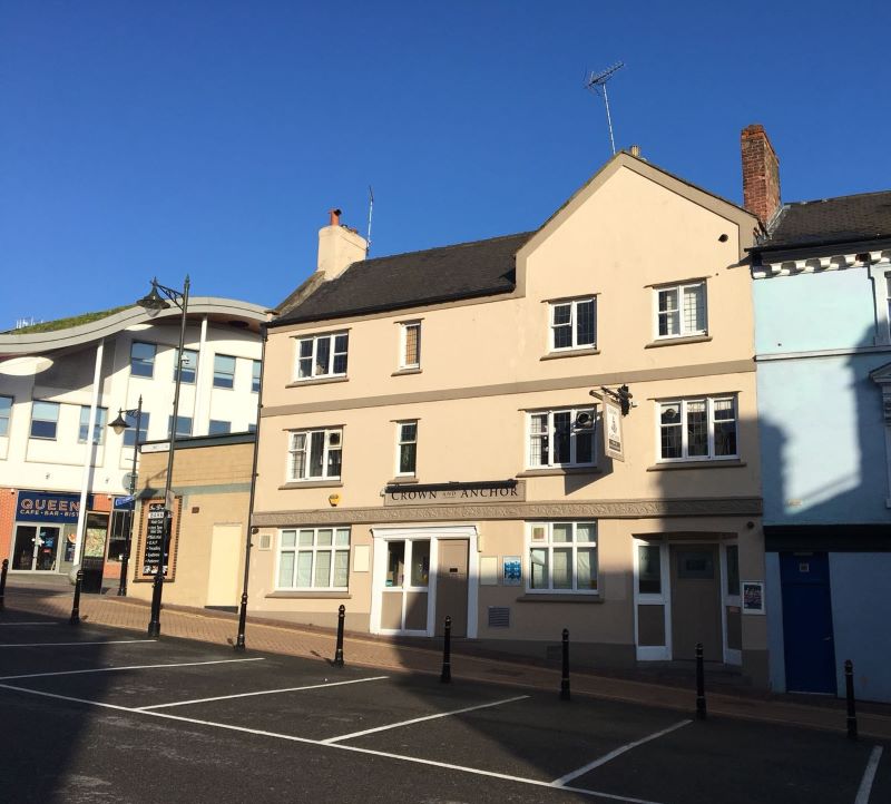 Crown & Anchor, Exchange Row, Mansfield, NG18 1JU