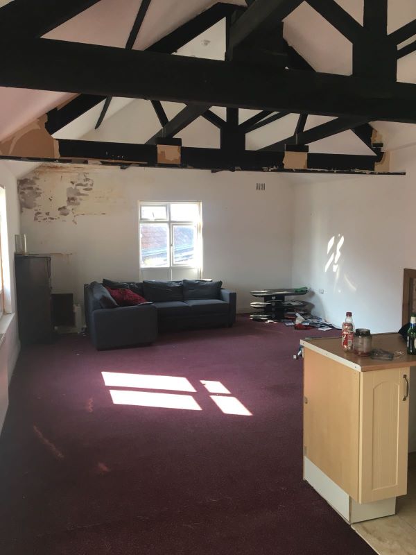 Crown & Anchor, Exchange Row, Mansfield, NG18 1JU