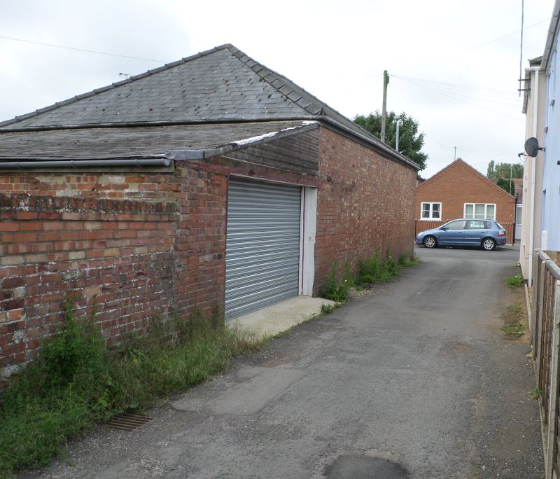 Freehold Garage & Workshop, rear of 9 New Road, Sutton Bridge, Spalding, Lincolnshire, PE12 9RA