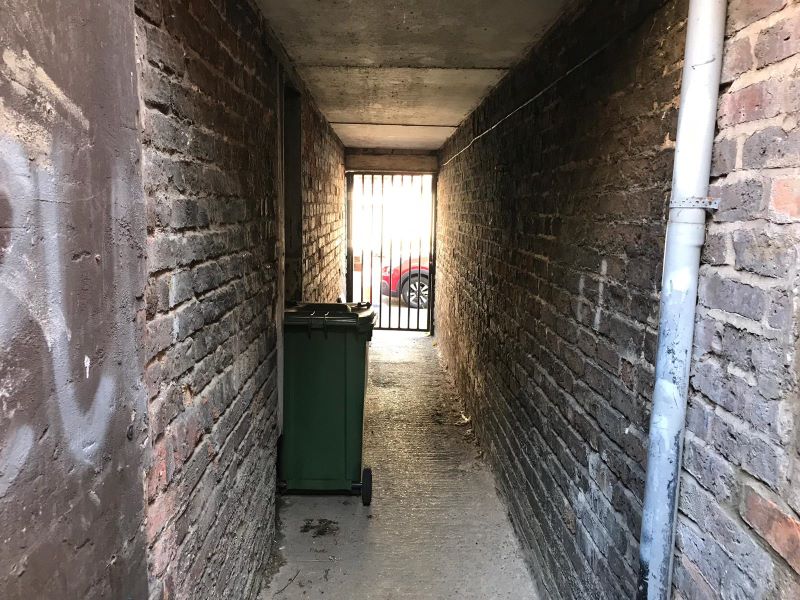 33-35 Dean Road, Scarborough, North Yorkshire, YO12 7SN