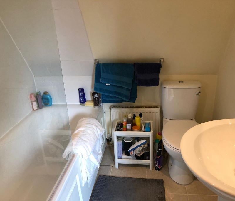 18A Lewis Gardens, Finchley, London, N2 9AN