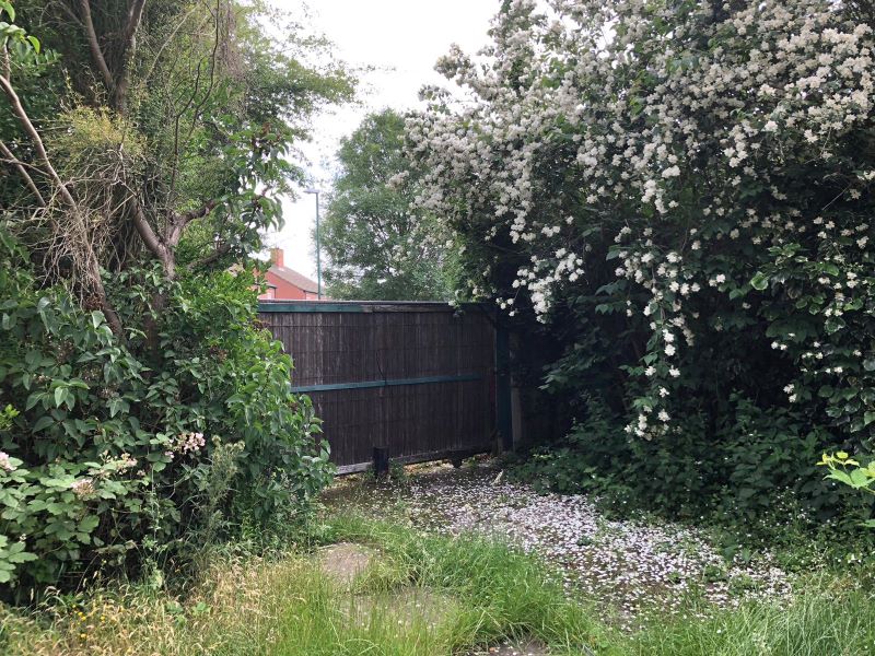 1 Cinderhill Footway, Nottingham, NG6 0BQ