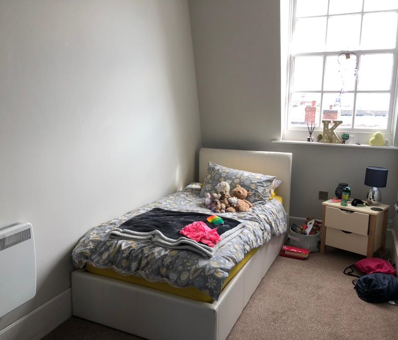 Flat 2B, 1 Market Place, Newark, Nottinghamshire, NG24 1DY