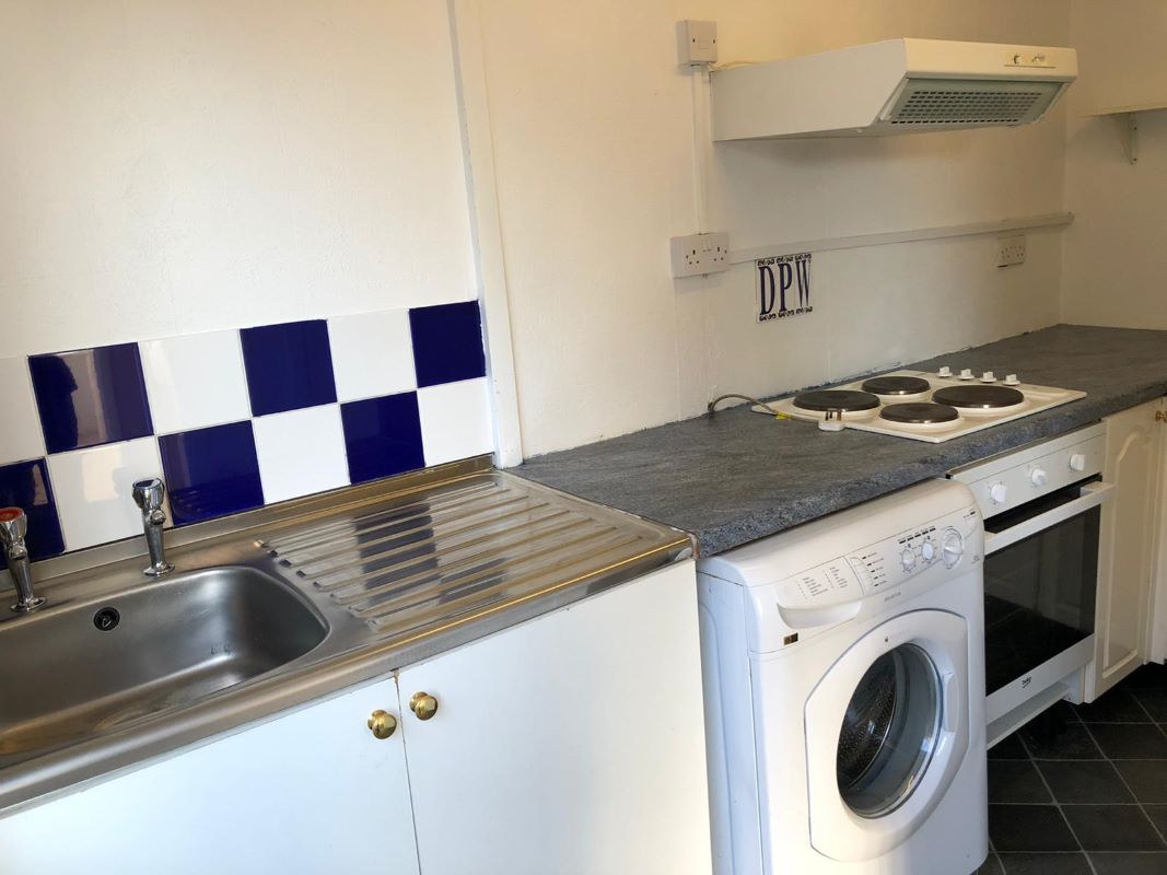 355 Aspley Lane, Nottingham, NG8 5GA