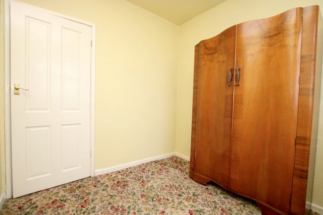 44 Perlethorpe Avenue, Gedling, Nottingham, NG4 4GG