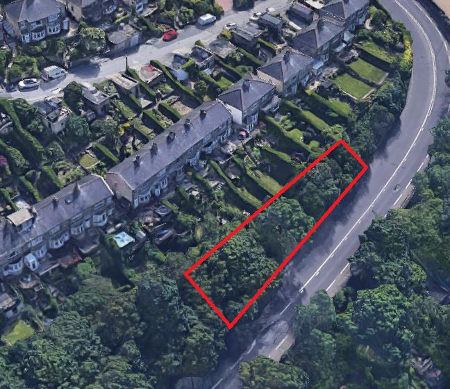 0.1 acres land off Bradford Road, Halifax, HX3 7AW