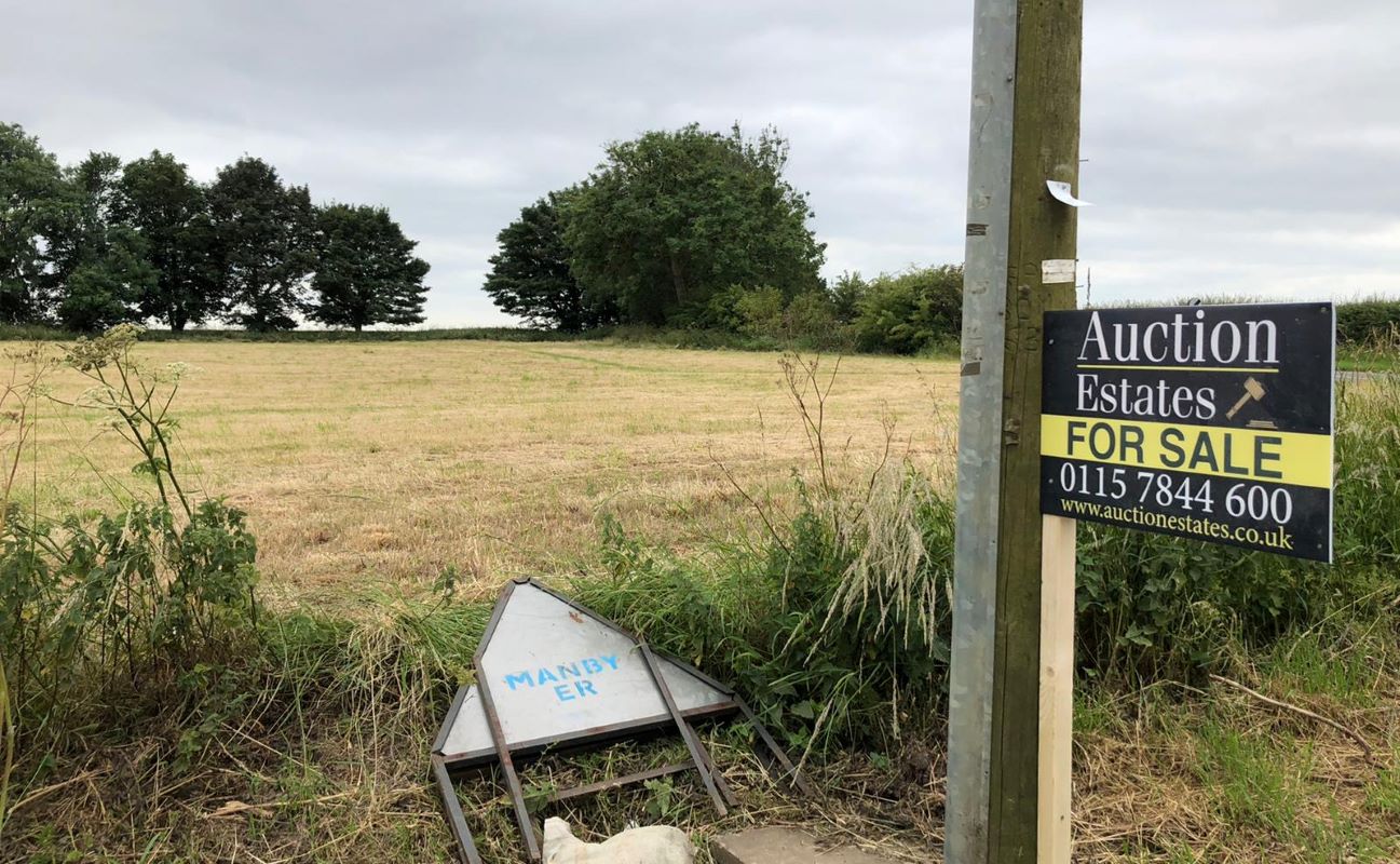 Land at High Street, Fulletby, Horncastle, LN9 6JZ