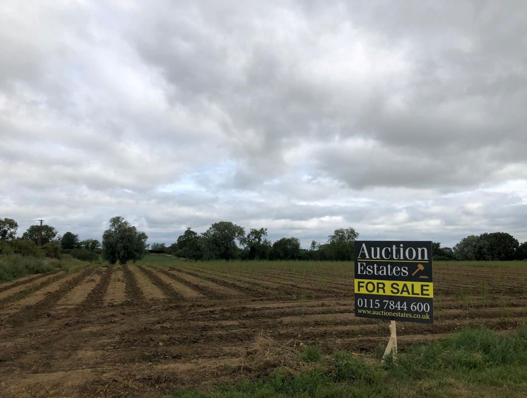 Land at Pingle Lane, Bishop Norton, Market Rasen, Lincolnshire, LN8 2BX