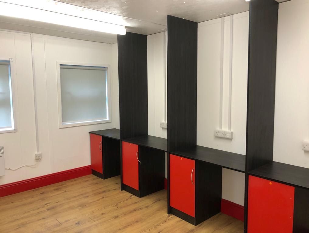 Modular Office Building, Stored at Mile End Road, Colwick, Nottingham, NG4 2DW