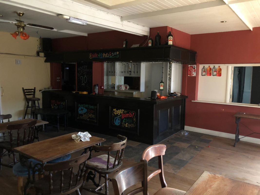 Montalt Arms, 8 George Street, Mablethorpe, Lincolnshire, LN12 2BE
