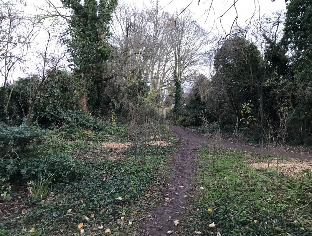 Land to the South of, Chatsworth Avenue, Southwell, NG25 0AE