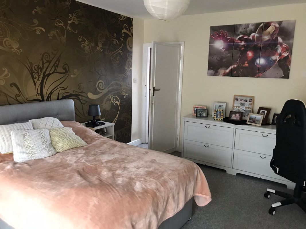 33 Nottingham Road, Eastwood, Nottingham, NG16 3AN