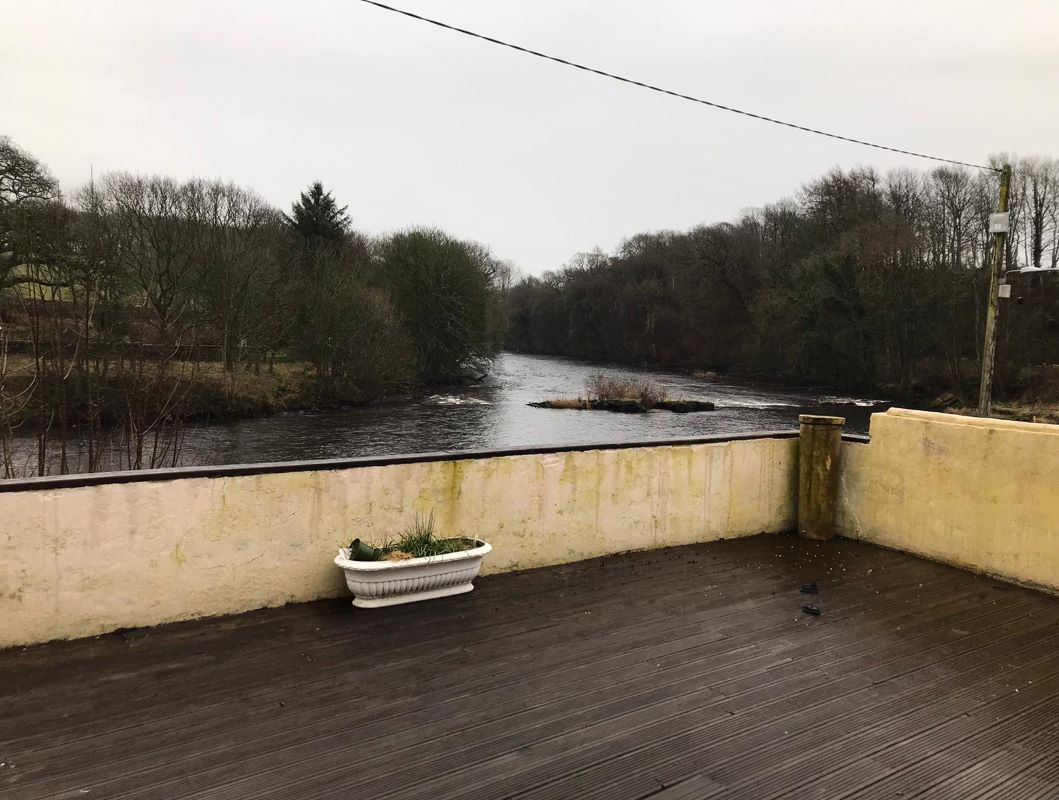 Lot The Brigg Inn, 5 Bridge Street, Brydekirk, Annan, DG12 5LR