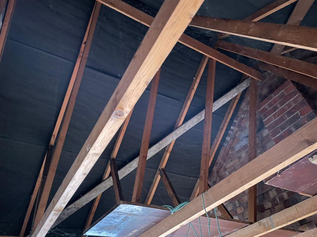 Garage off Summers Road, Newark, Nottinghamshire, NG24 1HW