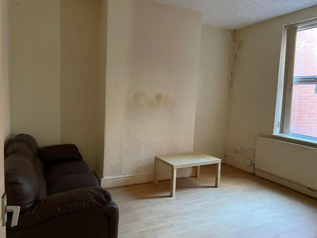 409 Alfreton Road, Nottingham, NG7 5LW