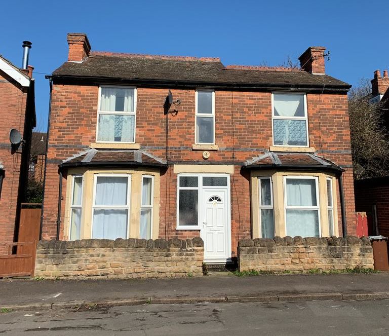 2 Abbey Grove, Nottingham, NG3 3AU