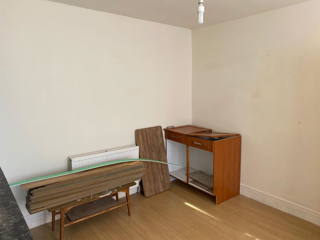 2 Abbey Grove, Nottingham, NG3 3AU