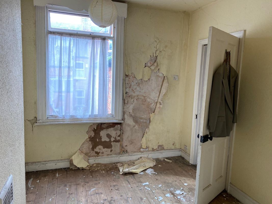 52 Cedar Road, Nottingham, NG7 6NS