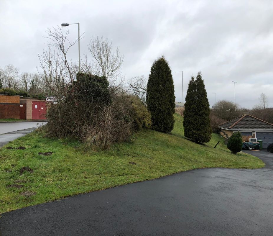 Land adjacent to, 1 Mountain View, Tonyrefail, Porth, Mid Glamorgan, CF39 8JF