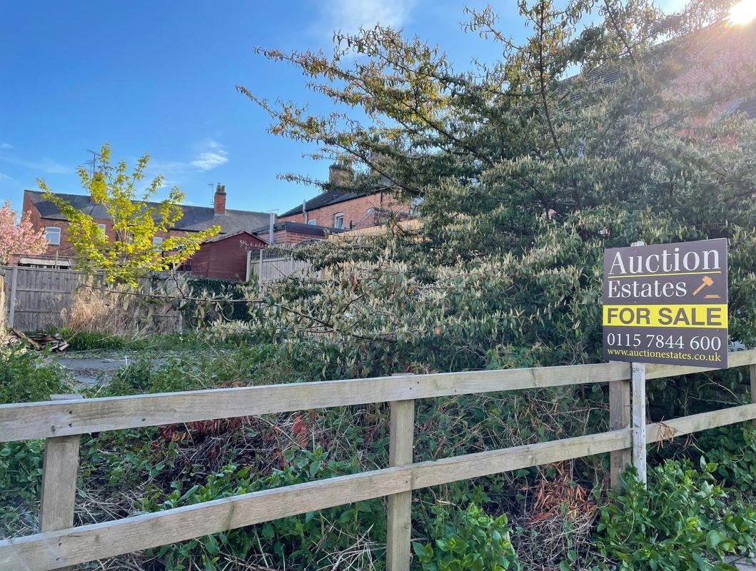 Land adjacent to, 20 Oliver Close, Newark, NG24 1RS