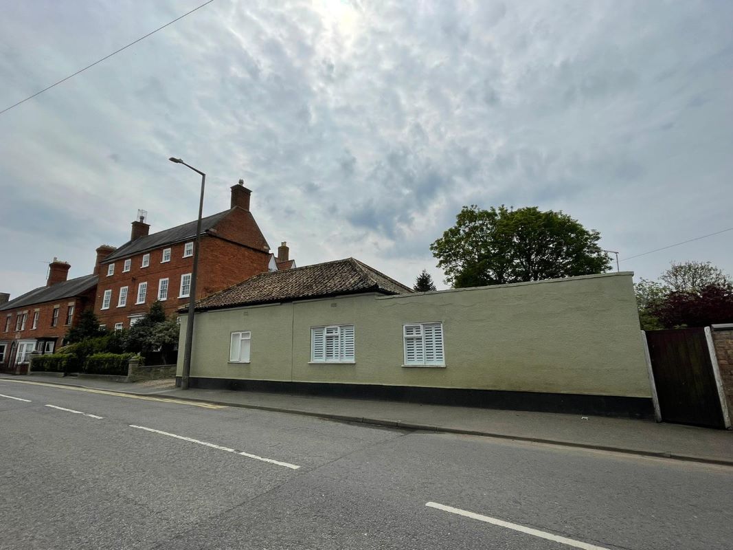 The Red House, 63-65 High Street, Heckington, Sleaford, Lincolnshire, NG34 9QU