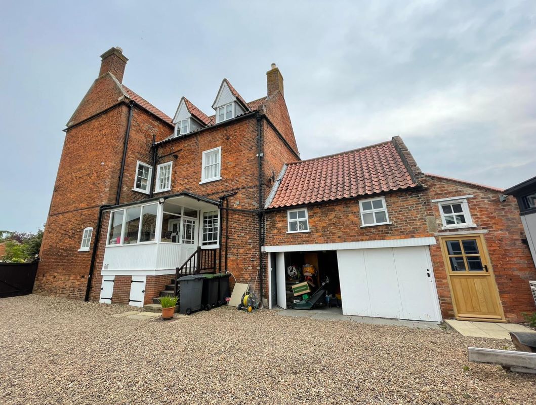 The Red House, 63-65 High Street, Heckington, Sleaford, Lincolnshire, NG34 9QU