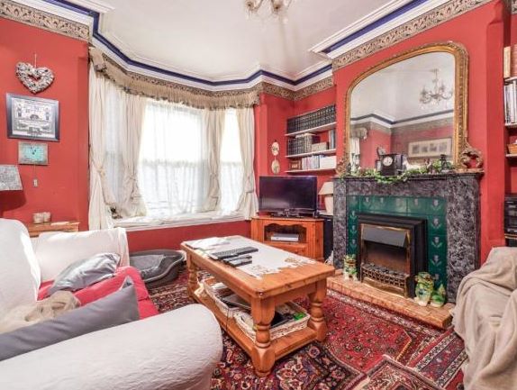 23 Charnwood Grove, West Bridgford, Nottingham, NG2 7NT