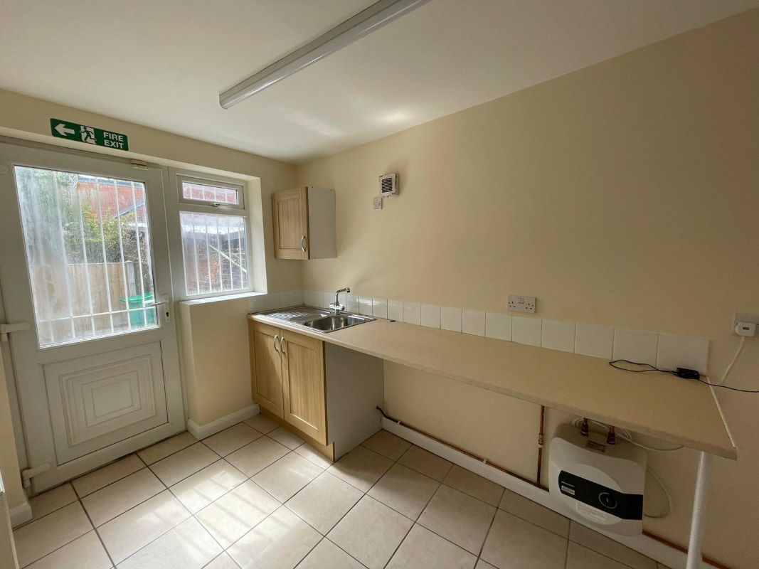 153a Brooklyn Road, Bulwell, Nottingham, NG6 9GN