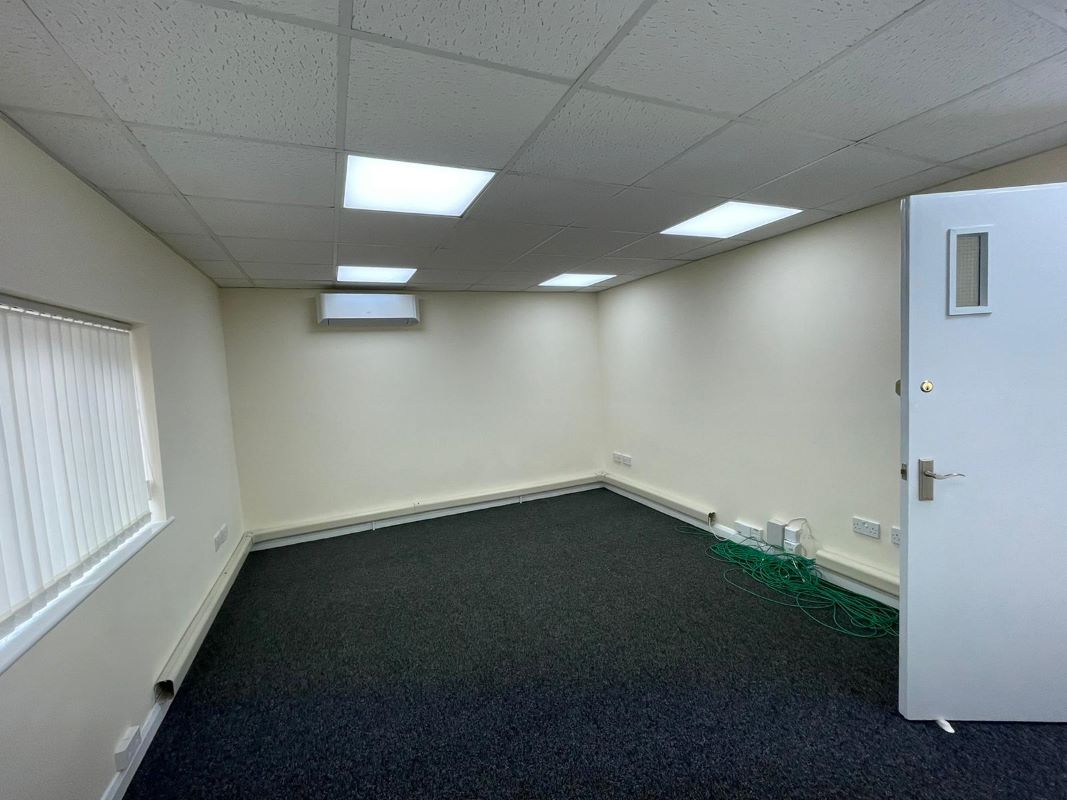 153a Brooklyn Road, Bulwell, Nottingham, NG6 9GN