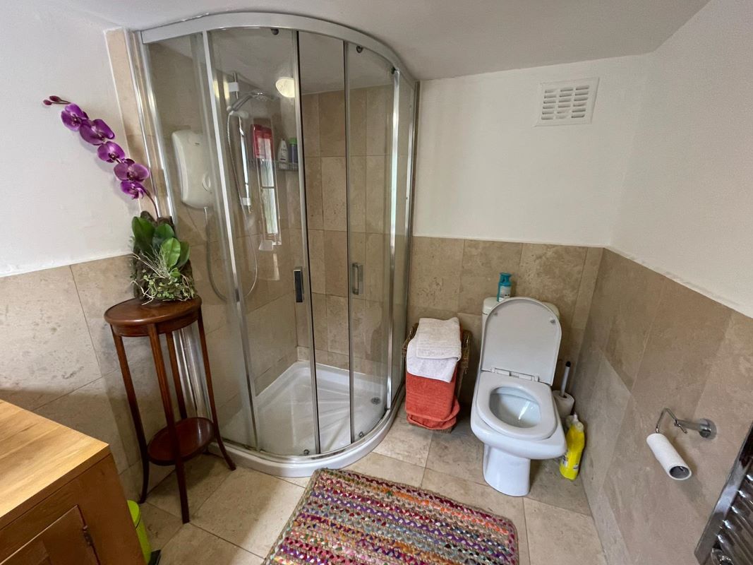 Pheasant Cottage, Newark Road, Caunton, Nottinghamshire, NG23 6AE