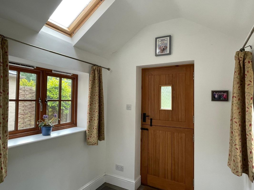 Pheasant Cottage, Newark Road, Caunton, Nottinghamshire, NG23 6AE