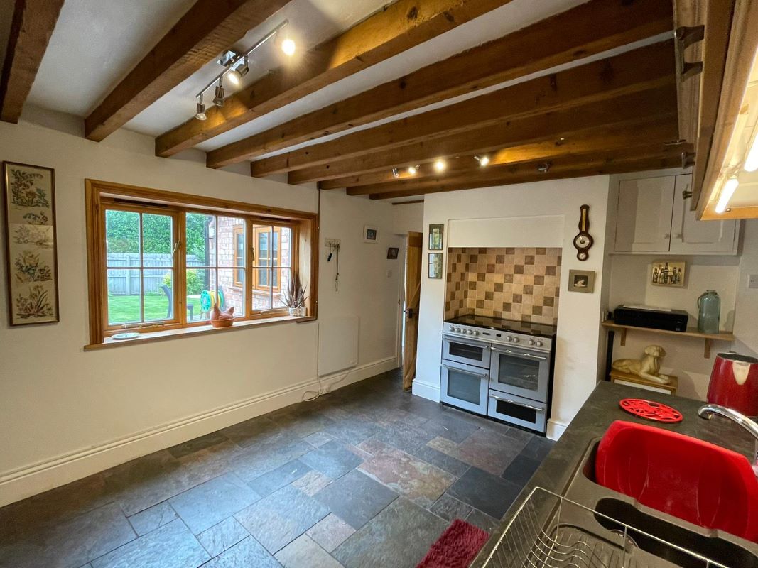 Pheasant Cottage, Newark Road, Caunton, Nottinghamshire, NG23 6AE