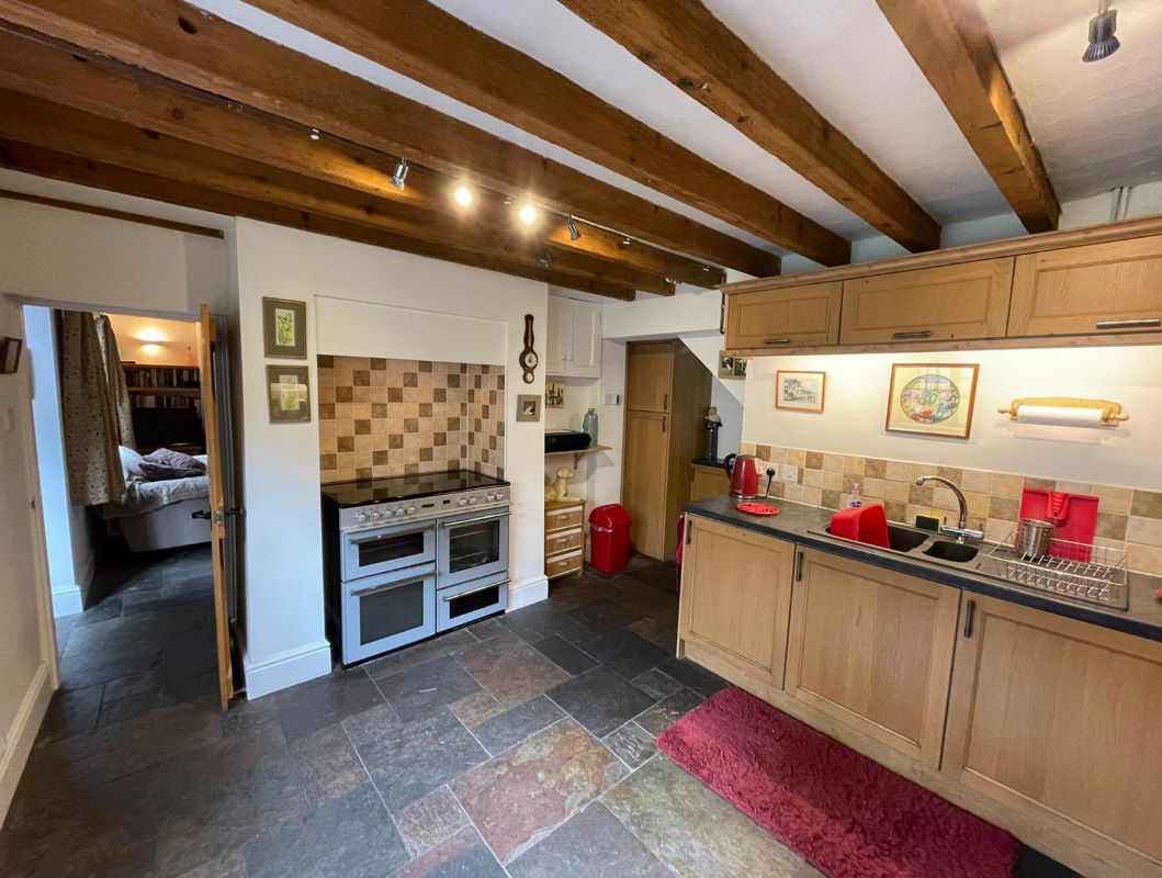Pheasant Cottage, Newark Road, Caunton, Nottinghamshire, NG23 6AE