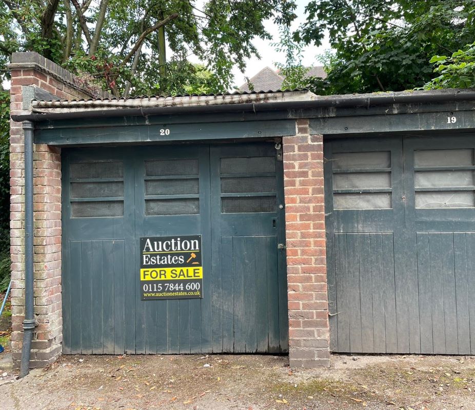 Garage at Mansfield Court, Mansfield Road, Nottingham, NG5 2BW