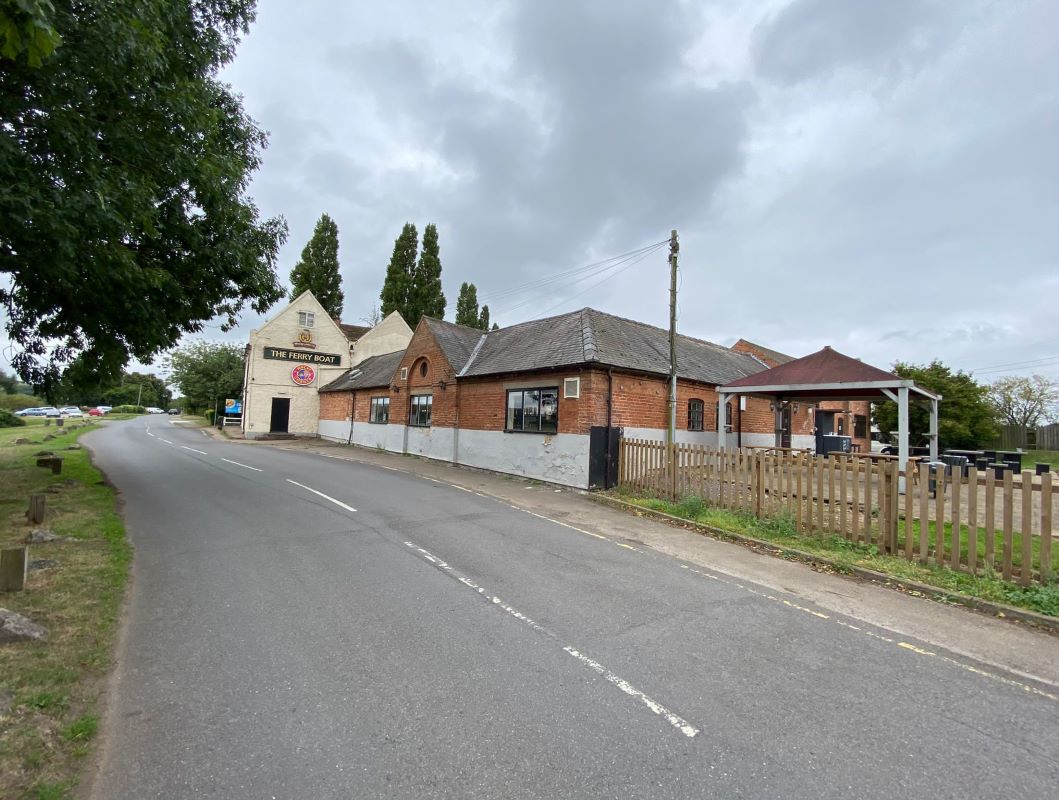 The Ferry Boat Inn, Riverside, Stoke Bardolph, Burton Joyce, Nottingham, NG14 5HX